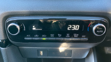 Toyota Yaris 1.5 Hybrid Icon 5dr CVT Hybrid Hatchback